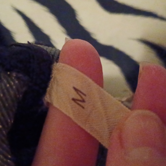 🌺Elegant Black and Gold One-Shoulder Dress - Picture 10 of 11